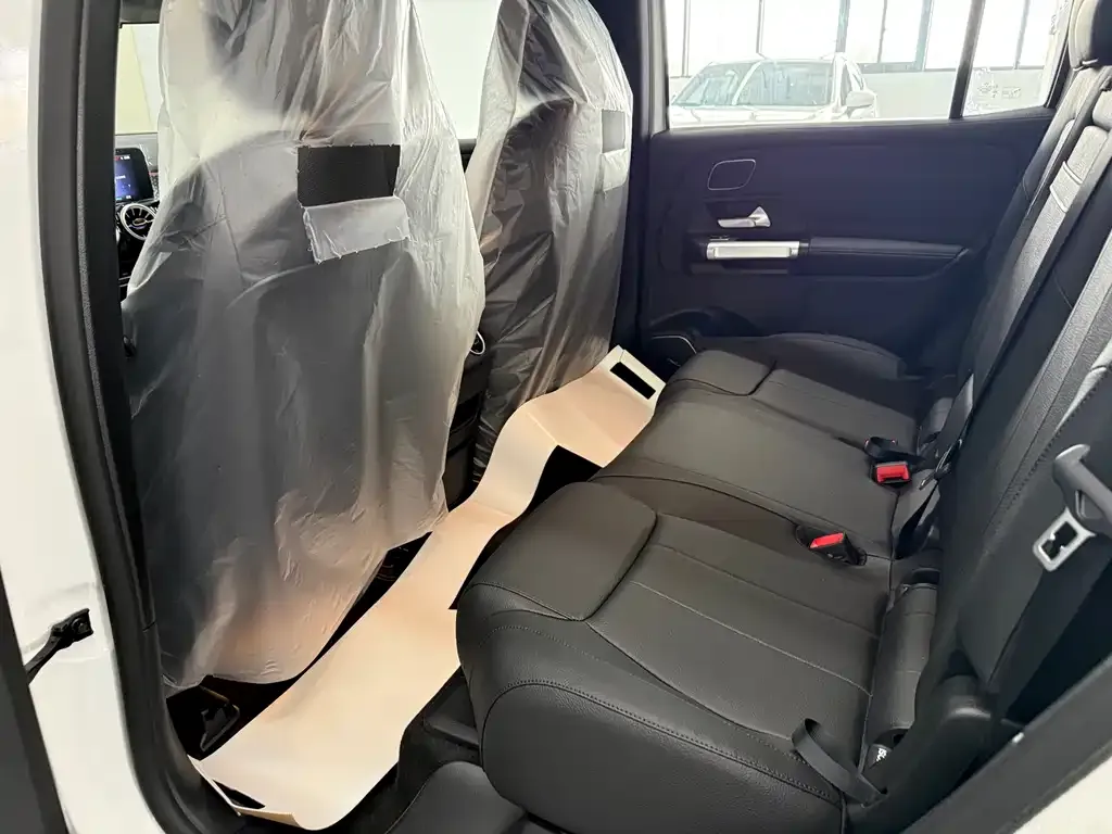 Mercedes-Benz EQB 2026 из CN, фото 3