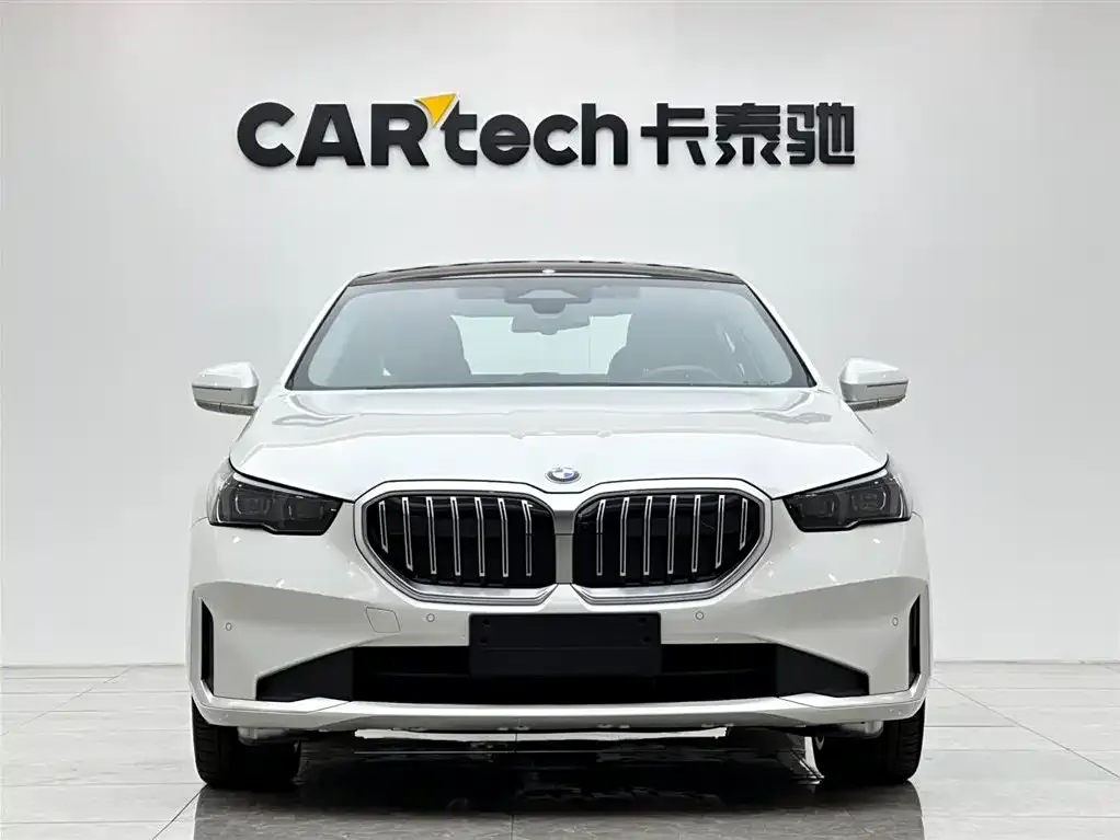 BMW 5 Series — фото 2