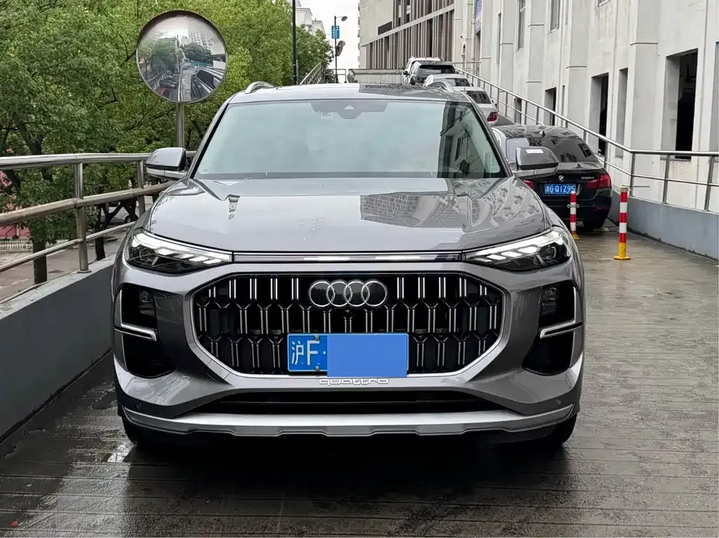 Audi Q6 2023 из CN, фото 7