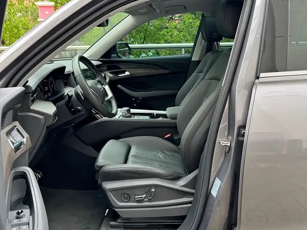 Audi Q6 2023 из CN, фото 5