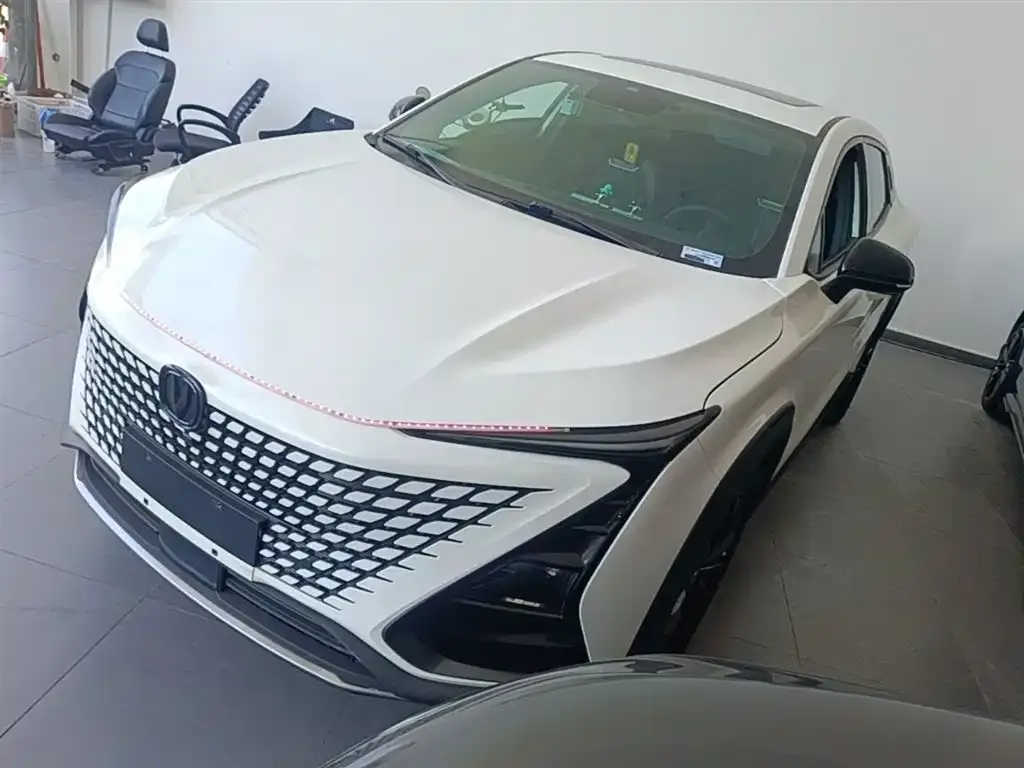 Changan UNI-T 2023 из CN, фото 2