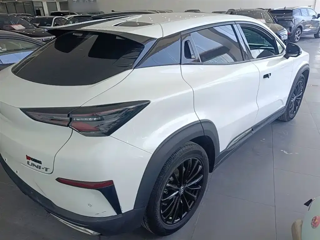 Changan UNI-T 2023 из CN, фото 10