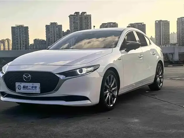 Mazda 3 Axela — фото 3