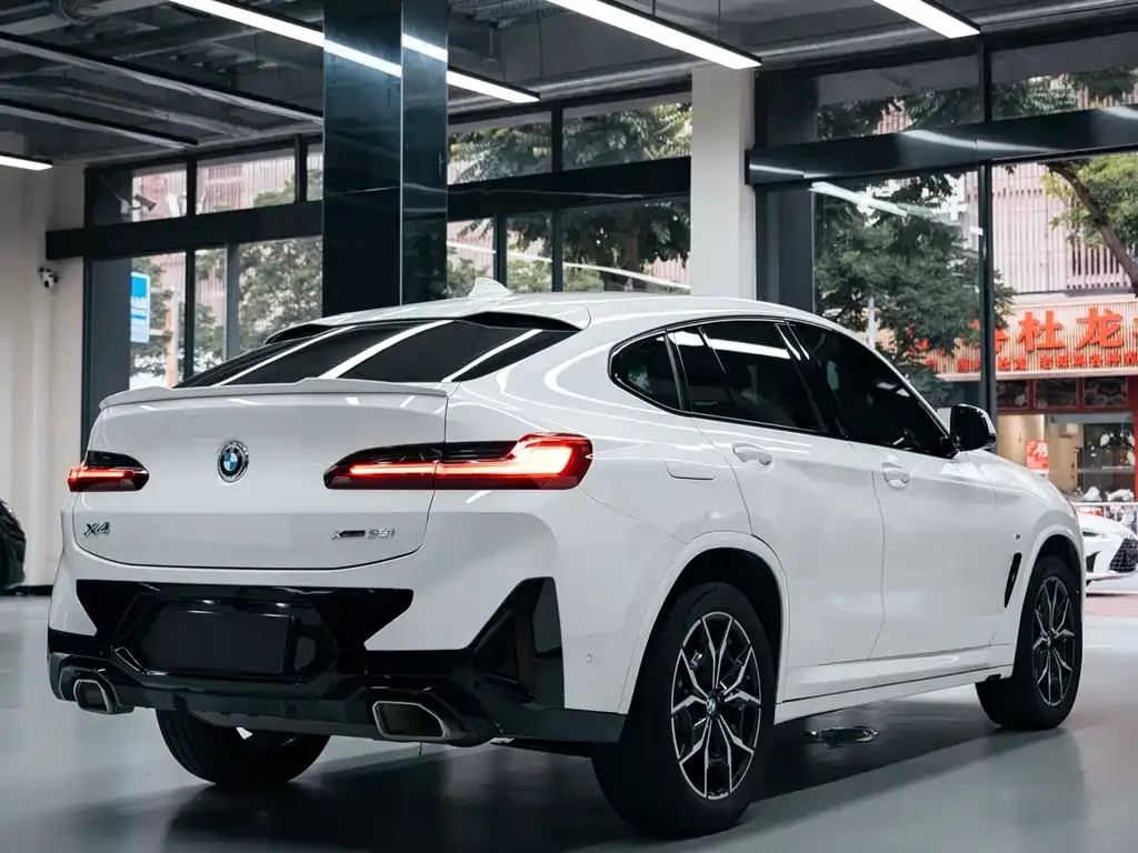 BMW X4 — фото 2