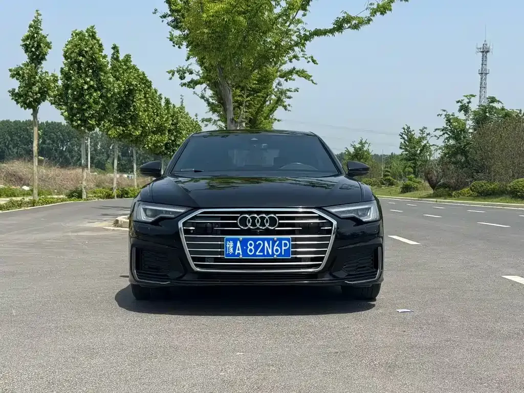 Audi A6L — фото 7