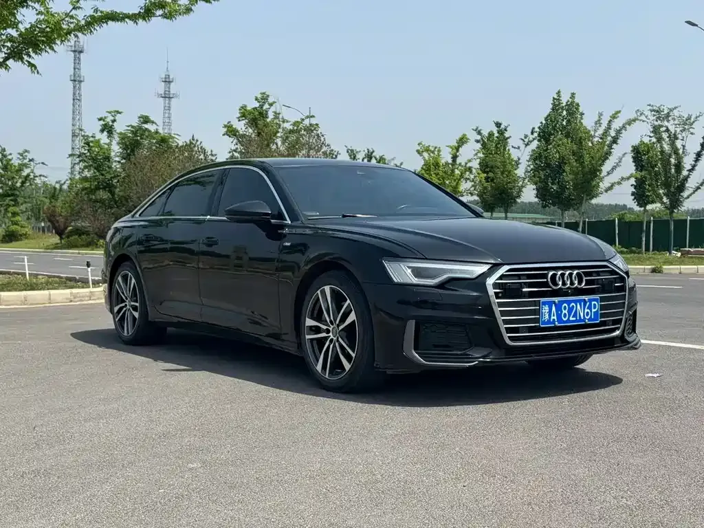 Audi A6L — фото 8