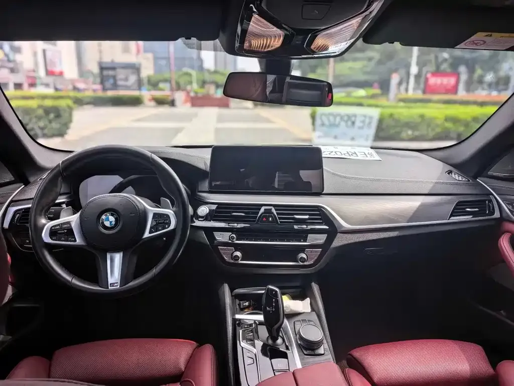 BMW 5 Series — фото 2