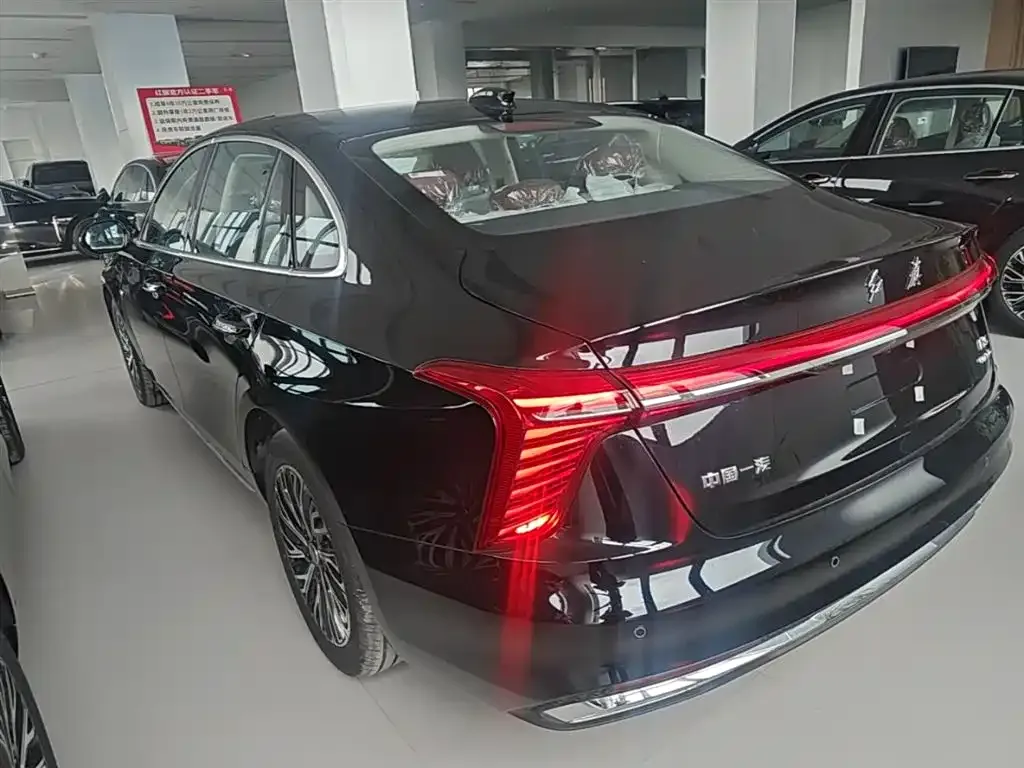 Hongqi H5 — фото 2