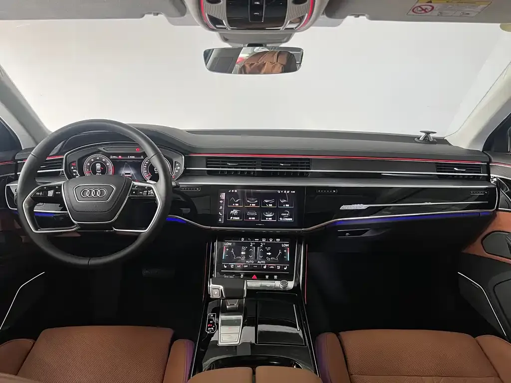 Audi A8 — фото 6