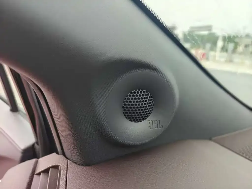 Toyota Sienna — фото 10