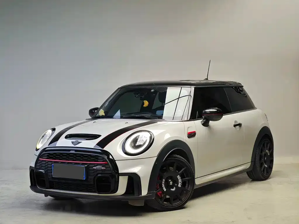 MINI JCW (John Cooper Works)