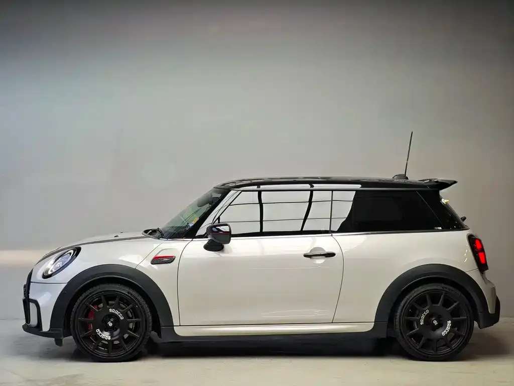 MINI JCW (John Cooper Works) 2022 из CN, фото 4