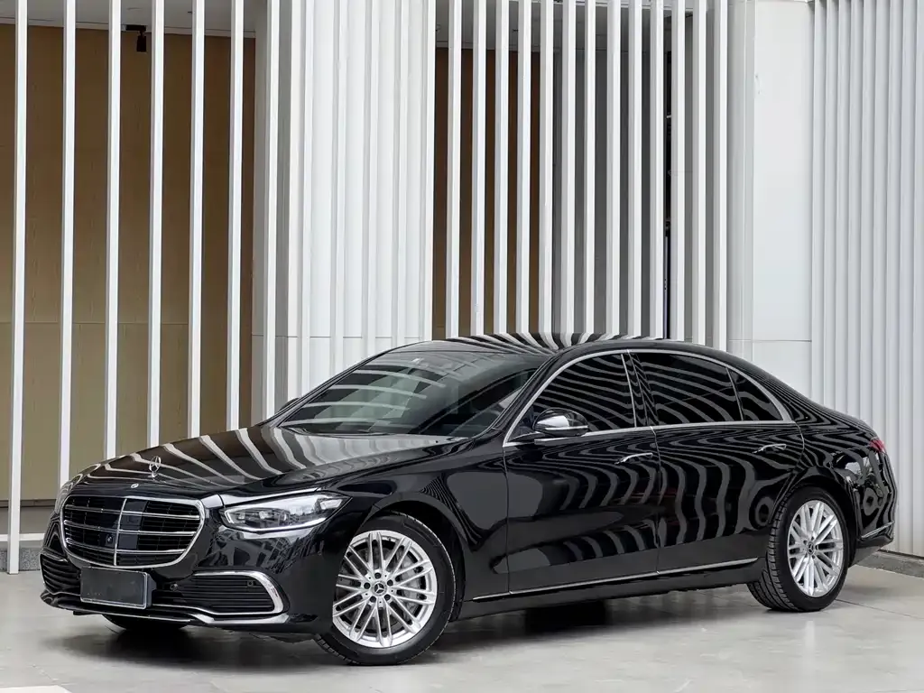 Mercedes-Benz S-Class — фото 1
