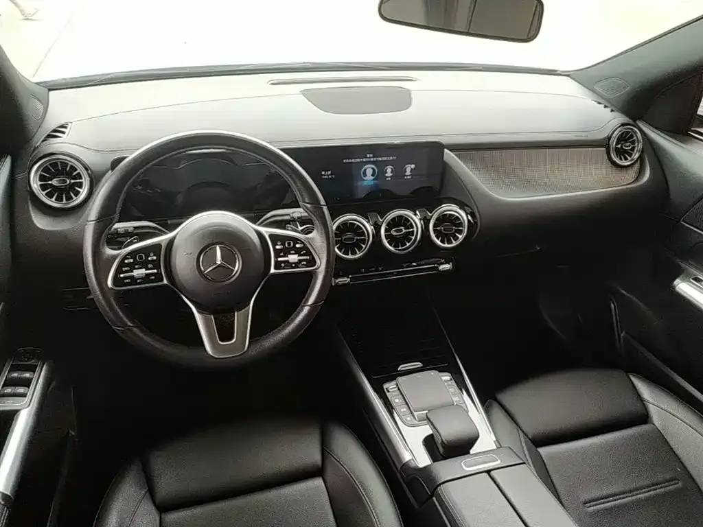 Mercedes-Benz GLA — фото 8
