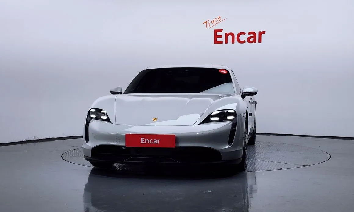 Porsche Taycan 2022 из KR, фото 7