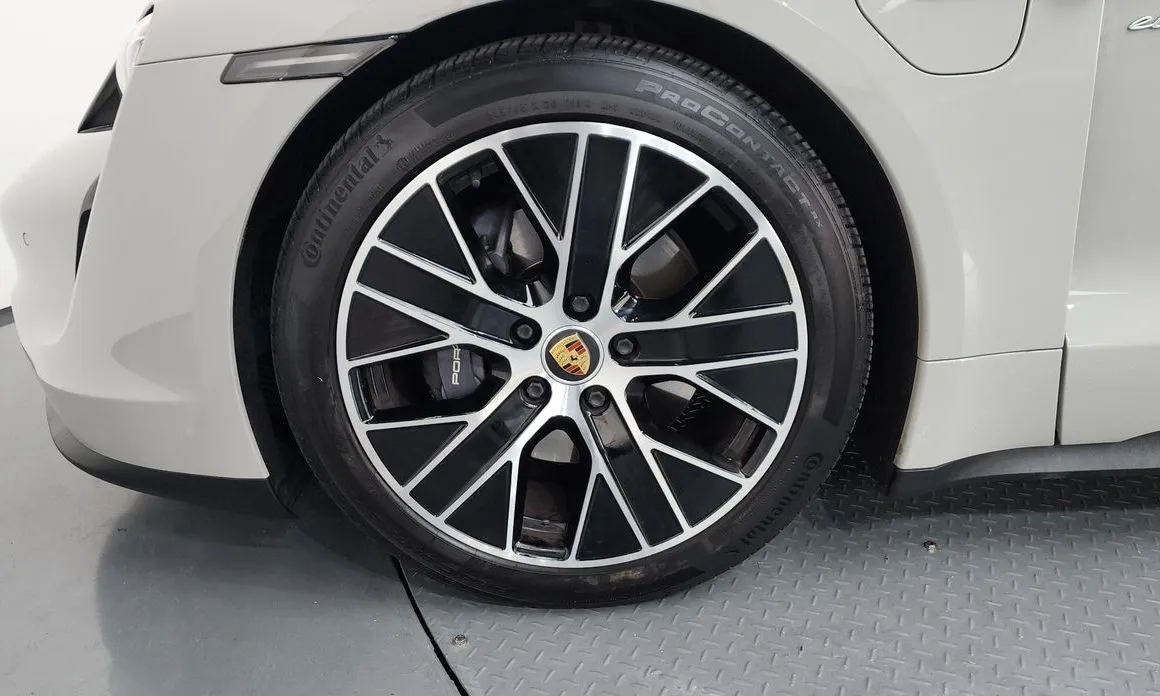 Porsche Taycan 2022 из KR, фото 6