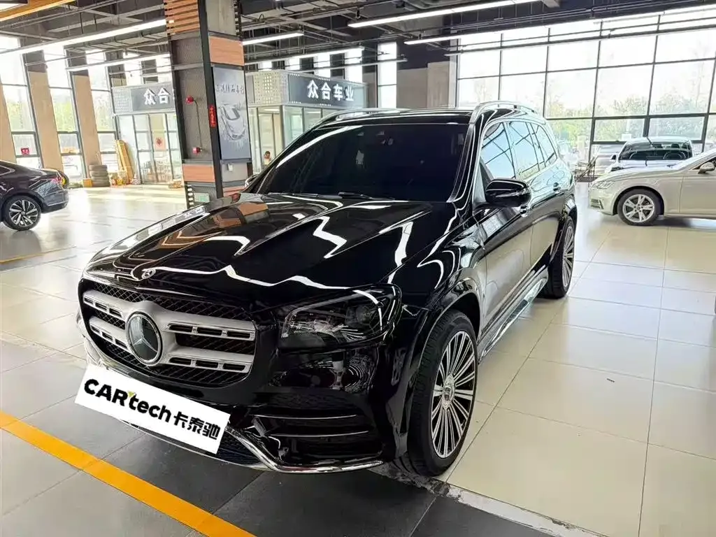 Mercedes-Benz GLS — фото 1