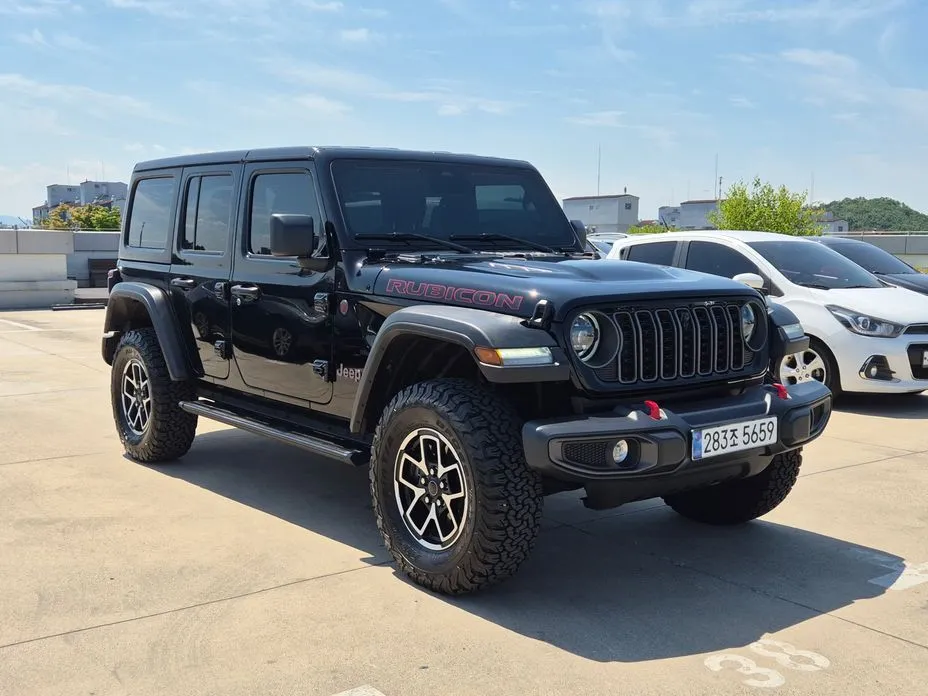 Jeep Wrangler — фото 8