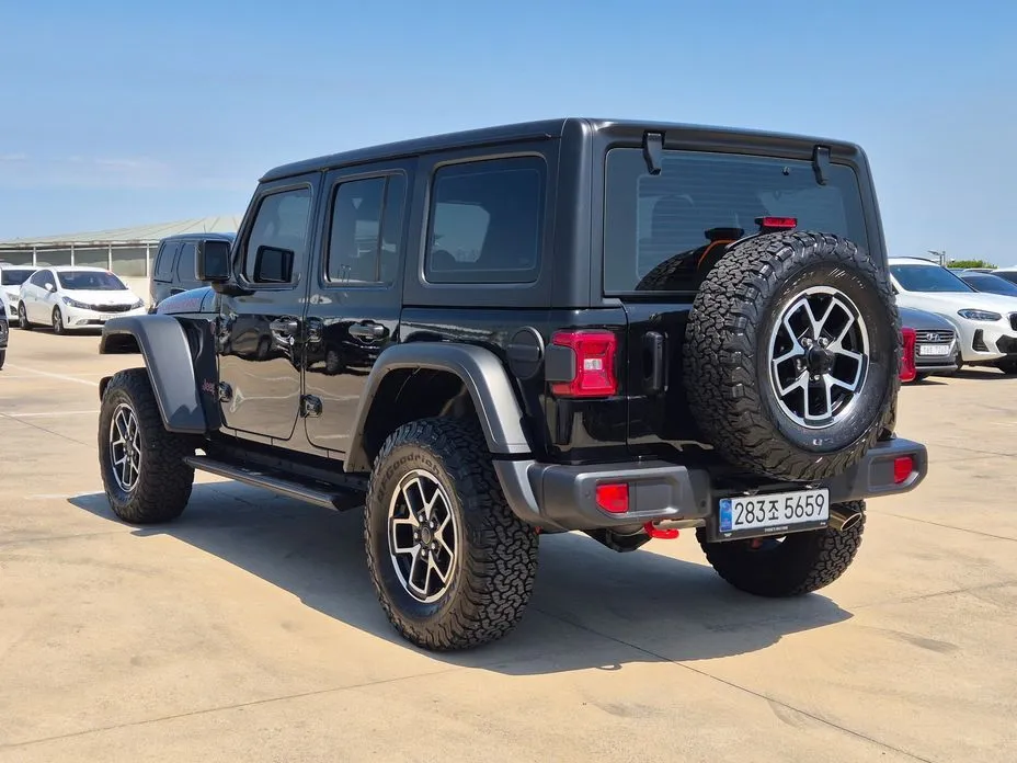 Jeep Wrangler — фото 3