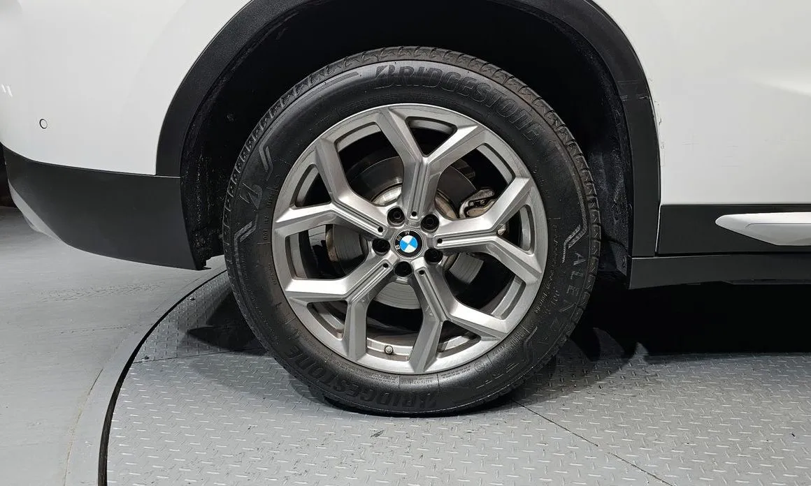 BMW X4 2022 из KR, фото 8