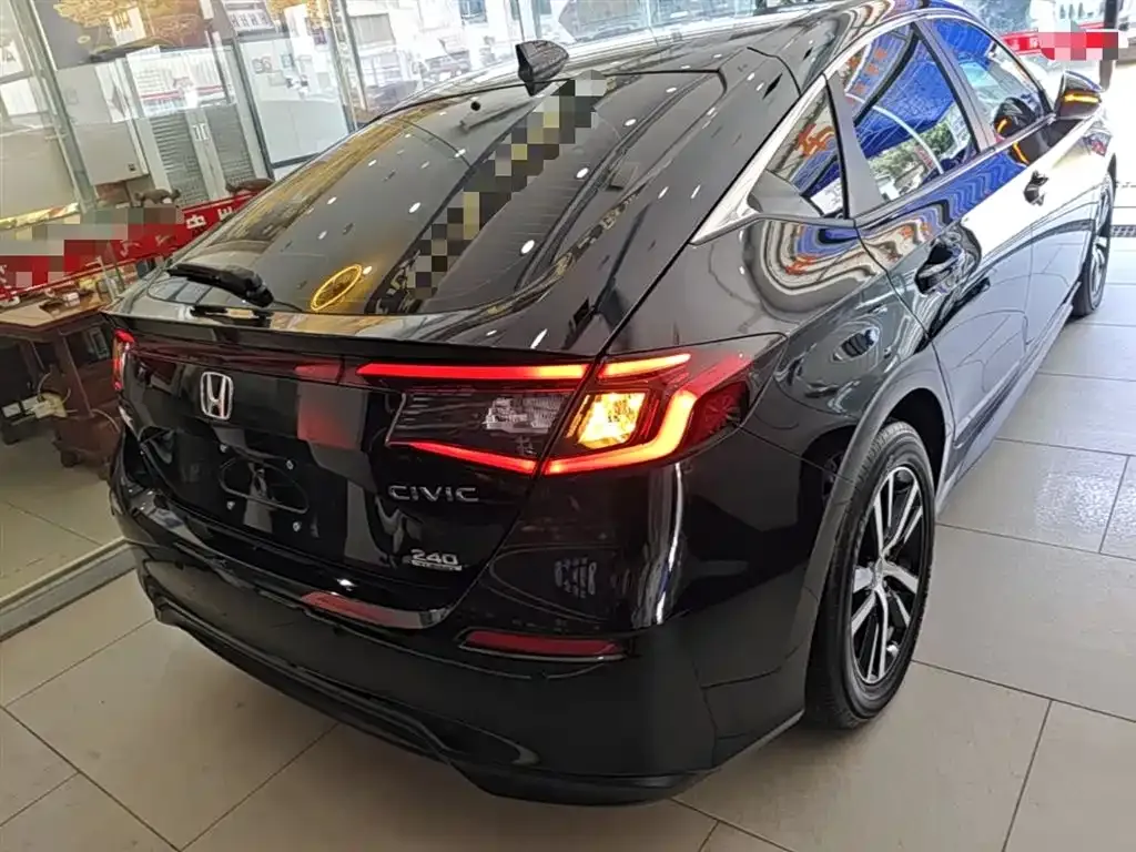 Honda Civic — фото 2