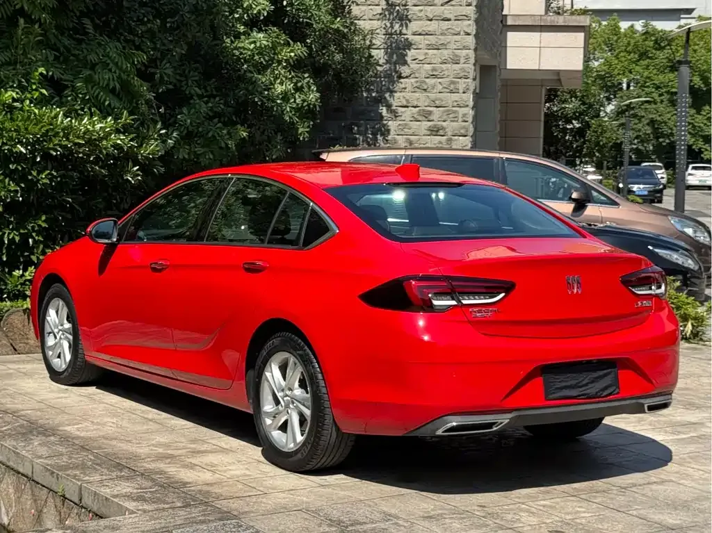 Buick Regal 2023 из CN, фото 2