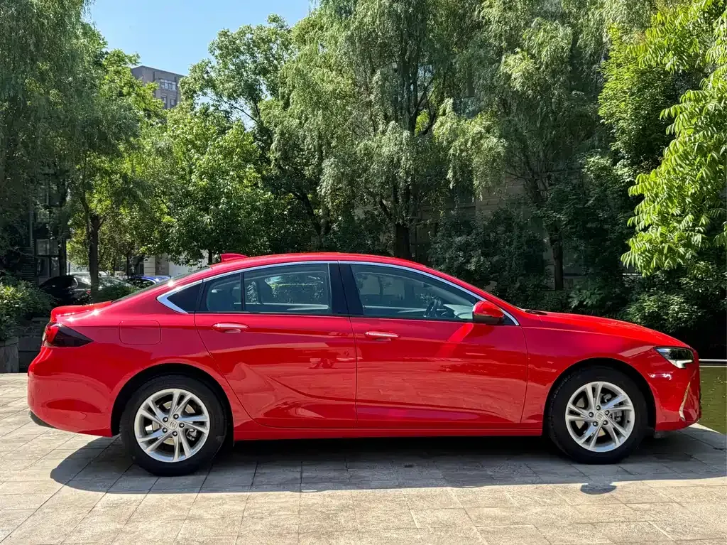 Buick Regal 2023 из CN, фото 3