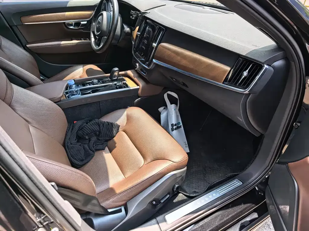 Volvo S90 — фото 2