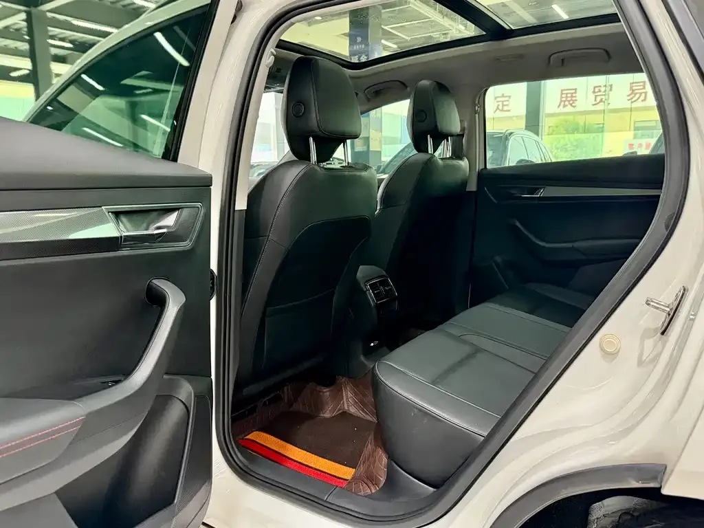 Skoda Karoq — фото 5