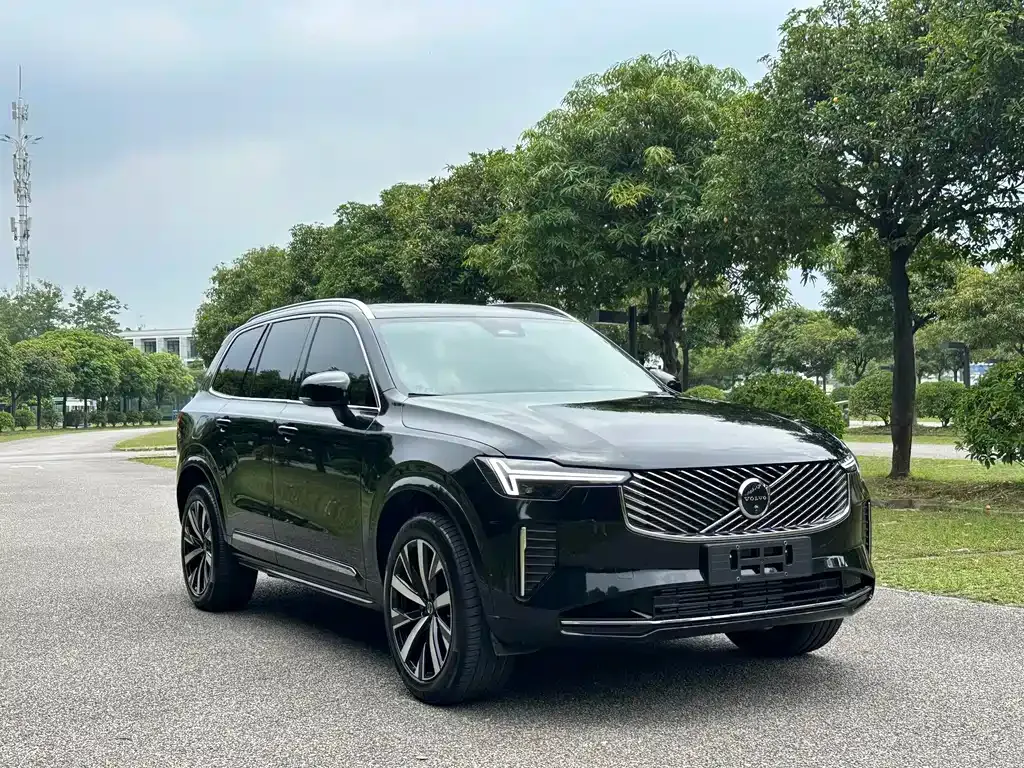 Volvo XC90 PHEV 2025 из CN, фото 6