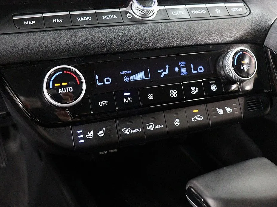 Hyundai AVANTE — фото 10