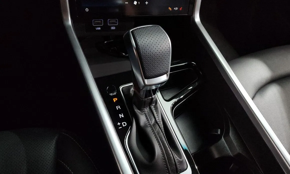 KG Mobility (Ssangyong) Torres — фото 10