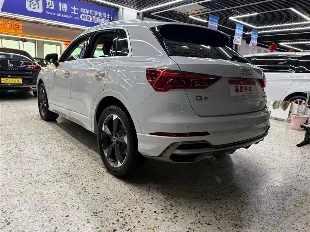 Audi Q3 — фото 10