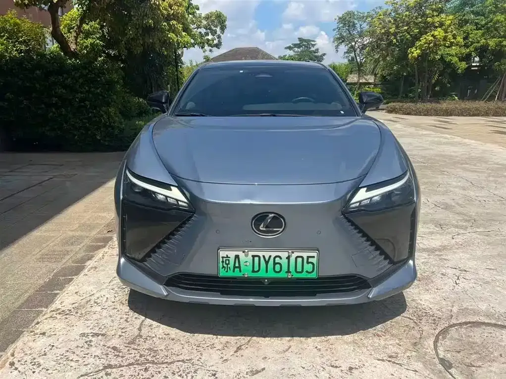Lexus RZ 2023 из CN, фото 2