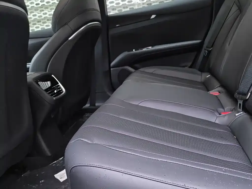 Deepal L07 — фото 3