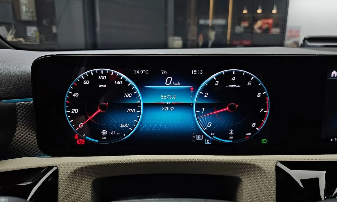 Mercedes-Benz A-Class 2021 из KR, фото 7
