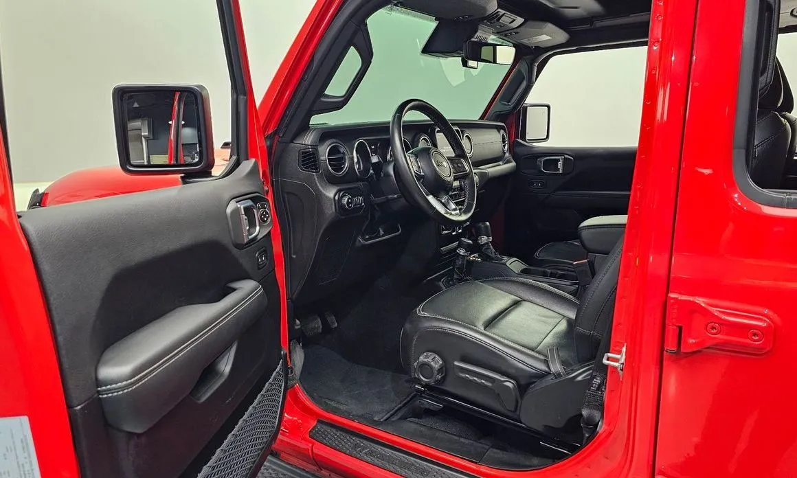 Jeep Wrangler 2023 из KR, фото 3