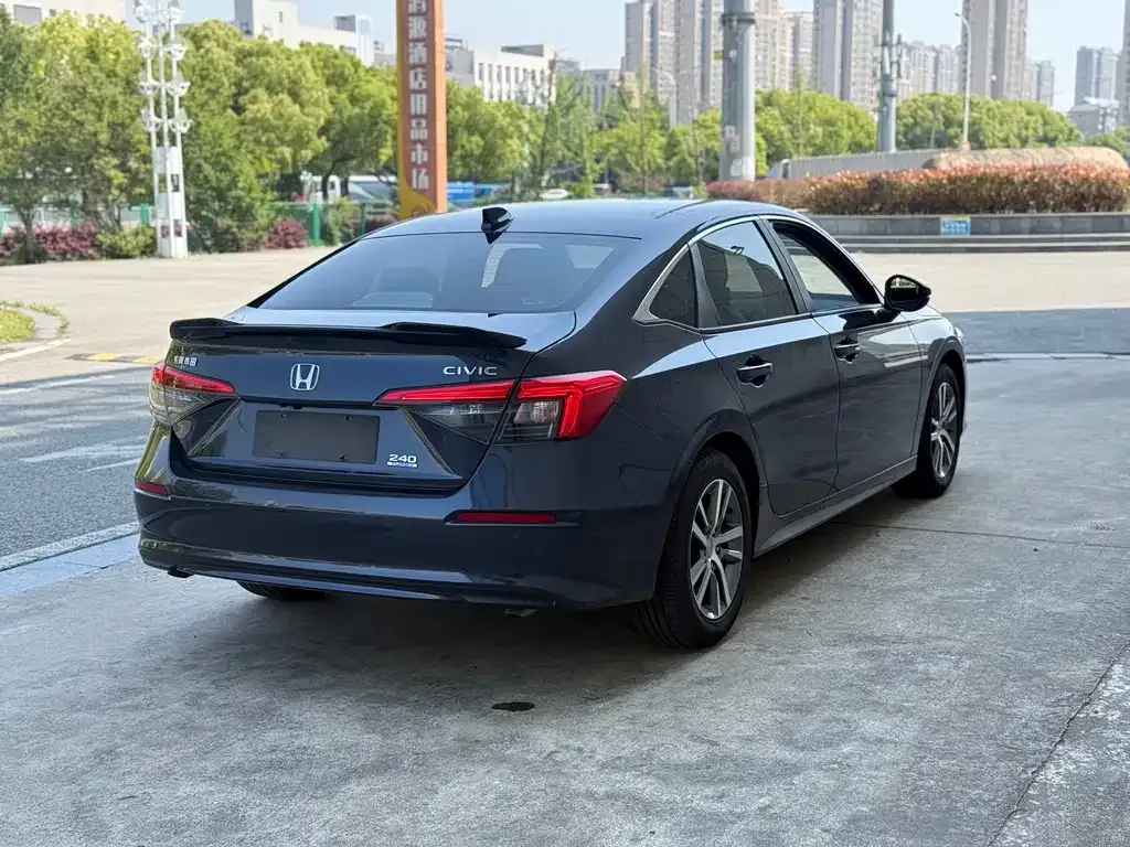 Honda Civic — фото 8