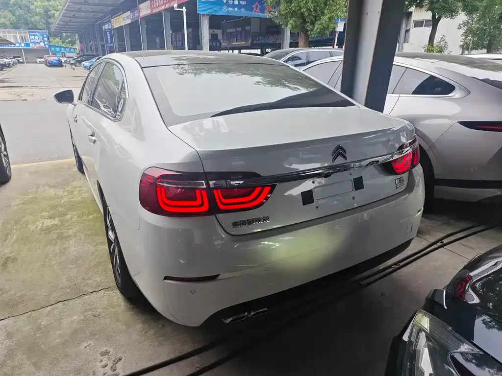 Citroen C6 2023 из CN, фото 3