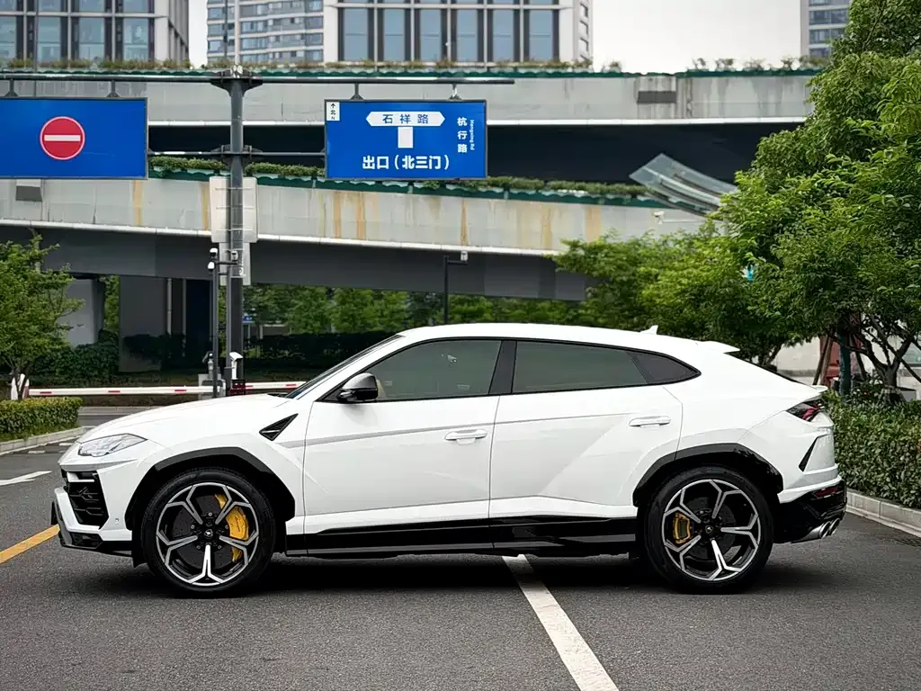 Lamborghini Urus 2022 из CN, фото 10
