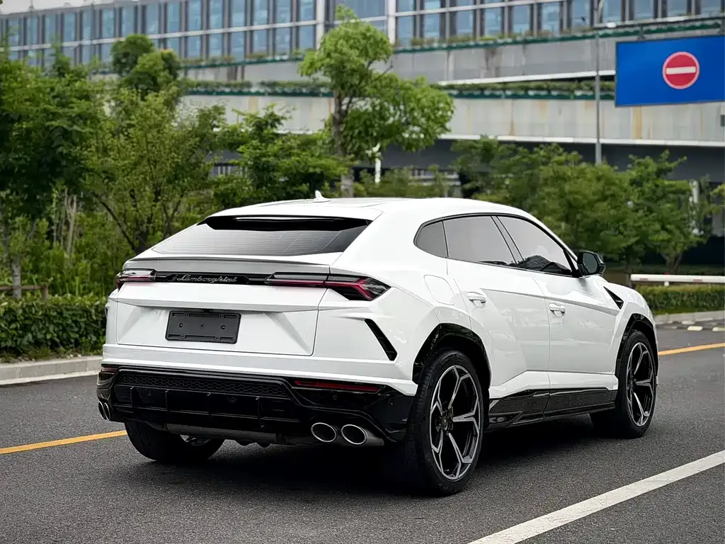 Lamborghini Urus 2022 из CN, фото 5