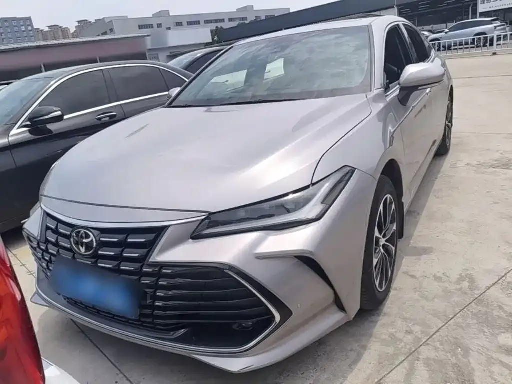 Toyota Avalon — фото 2