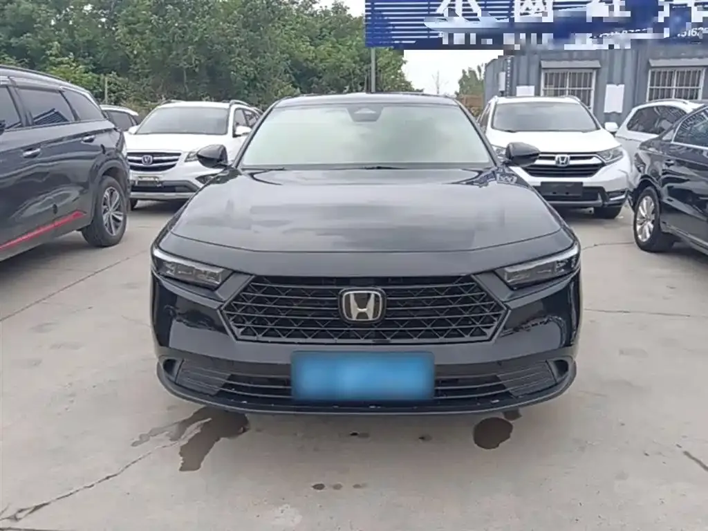 Honda Accord — фото 8