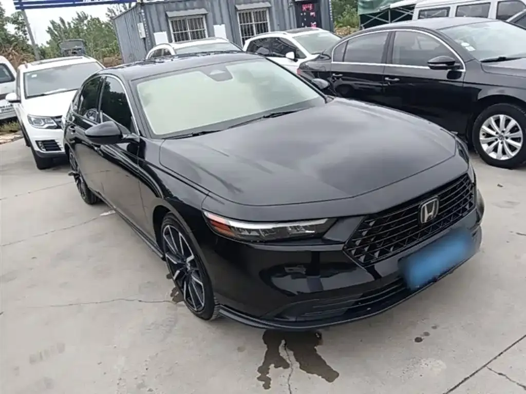 Honda Accord — фото 9