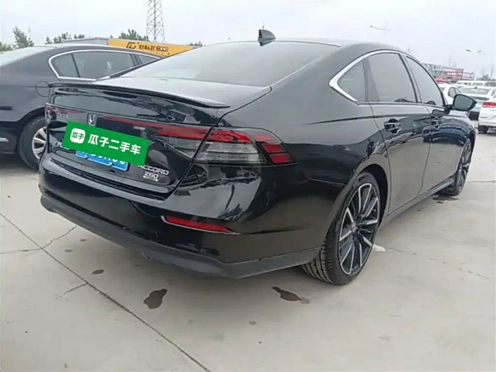 Honda Accord — фото 3