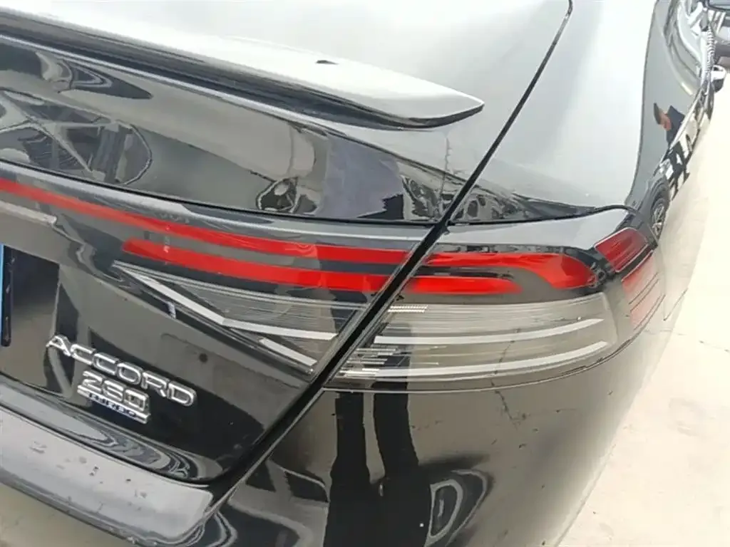 Honda Accord — фото 2
