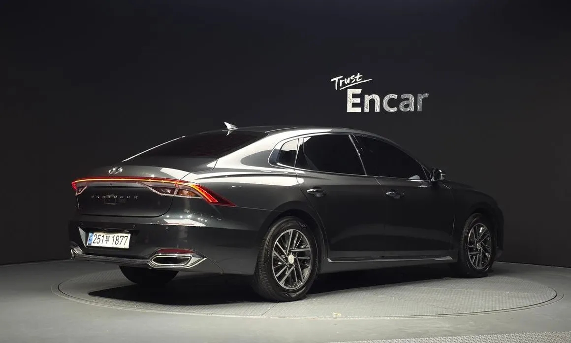 Hyundai Grandeur 2021 из KR, фото 2