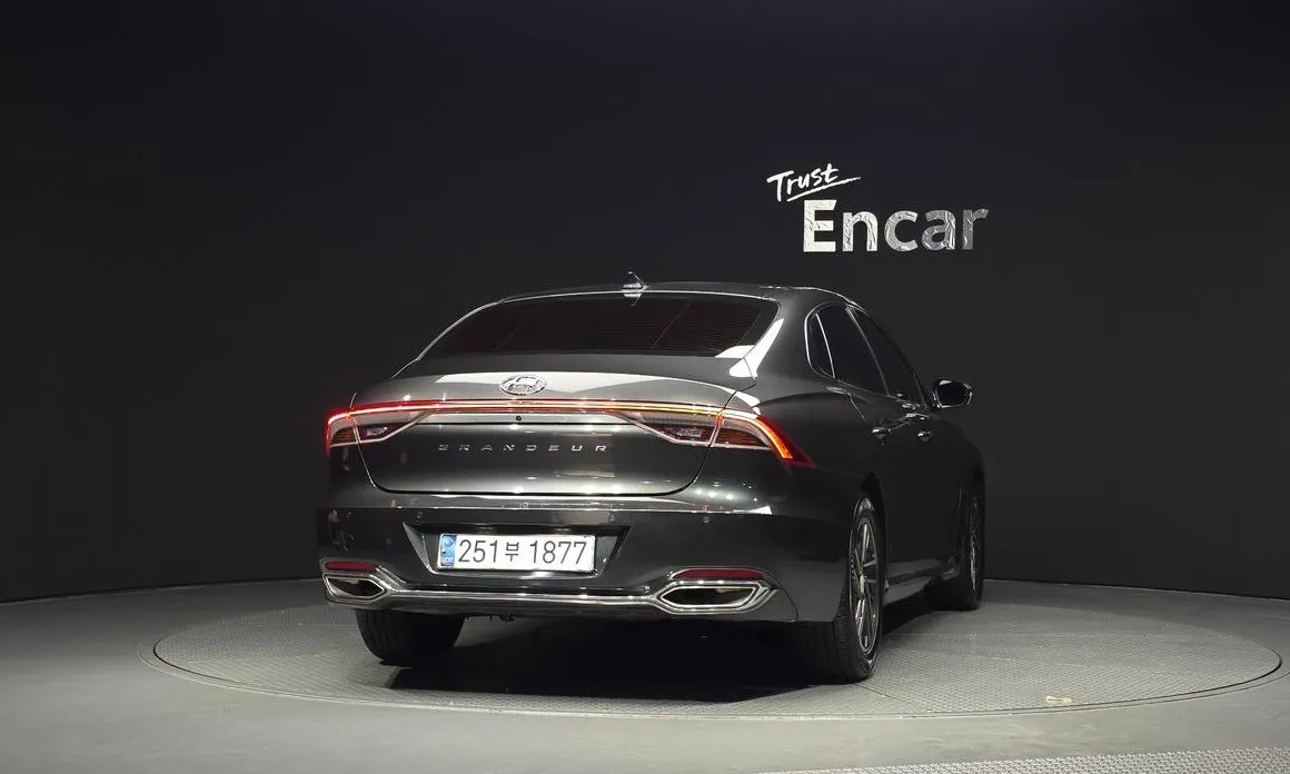 Hyundai Grandeur 2021 из KR, фото 5