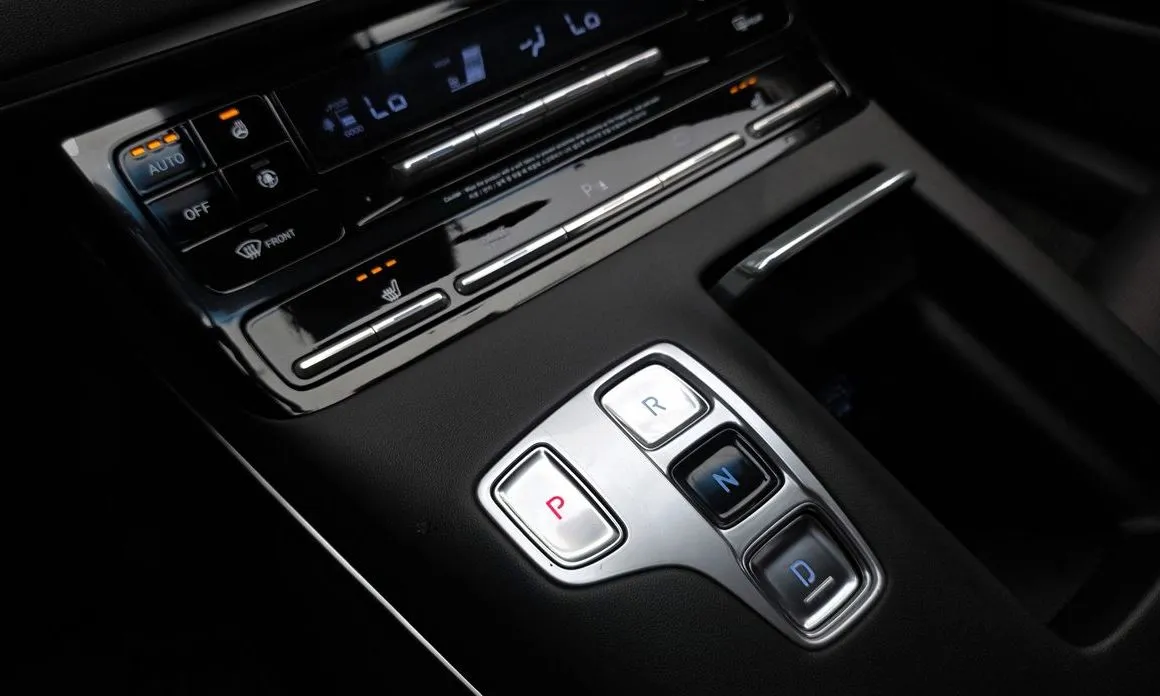 Hyundai Grandeur 2021 из KR, фото 3