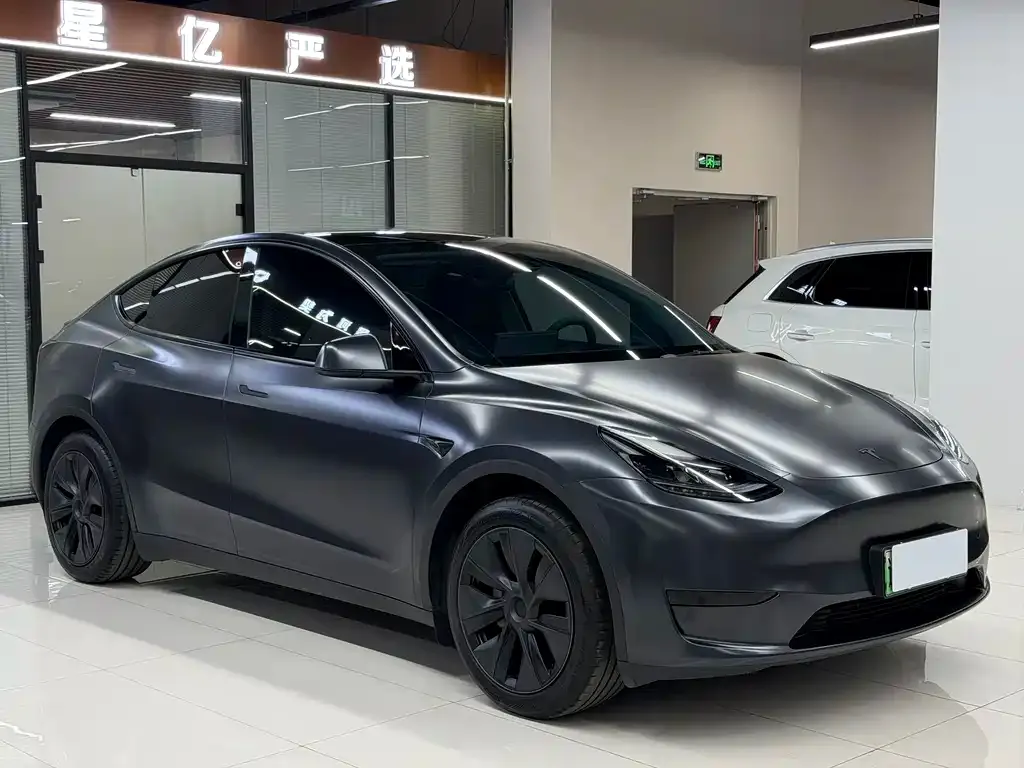 Tesla Model Y — фото 5